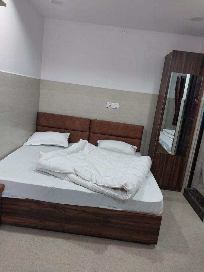 Hotel Sms Adžmér Exteriér fotografie